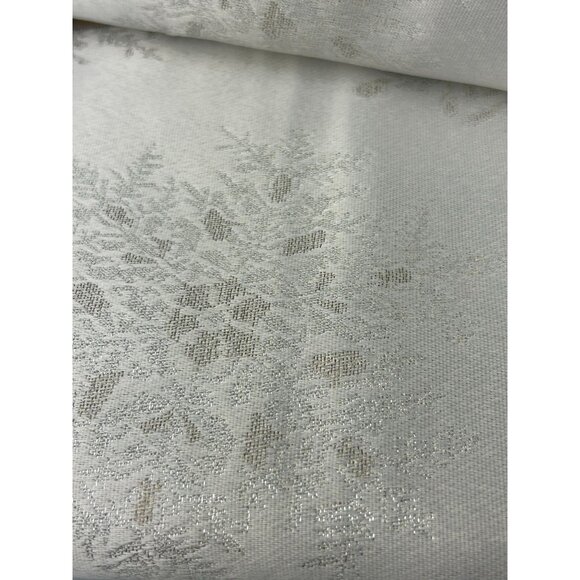 Threshold Oblong Tablecloth Snowflake Holiday Winter Christmas Cream Elegant - Picture 9 of 15